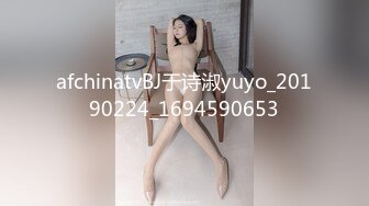 PUA大神校园约炮??饥渴美院骚学姐情趣69超多淫语不让戴套 最后发现学弟竟偷拍性爱过程