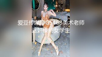 干净微毛美穴御姐被头套男各种玩，振动棒双洞齐插，毛毛虫指套揉小穴，扣的高潮出白浆，边口交边自慰主动骑乘