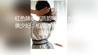  闪亮三姐妹全程露脸一起干大哥，年轻貌美无毛逼性感纹身娇嫩的小奶子，轮番上位激情草大哥