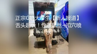 小少妇就是骚劲够，恨不得给男友的蛋儿都吞下去