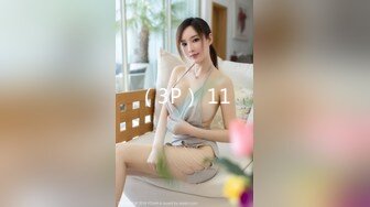 STP18450 猛男3P福音，两个甜美的嫩妹子，一个妹子的奶子特别粉很像馒头，一个被干一个就在一边拍，猛男干一个摸一个简直是活神仙